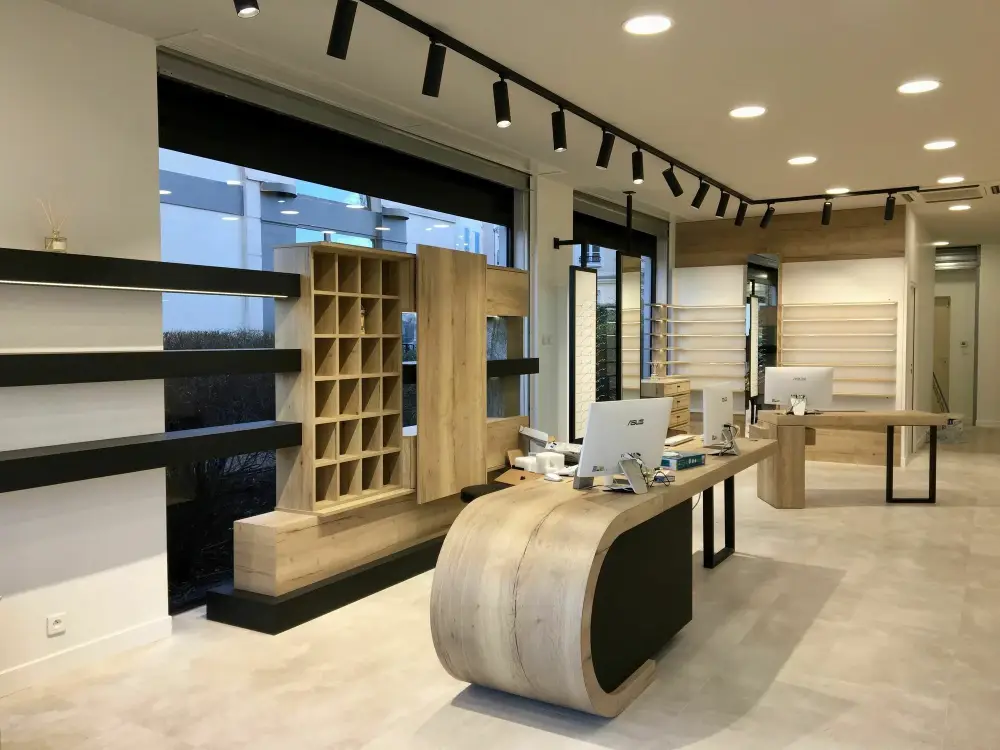 L'Opticien