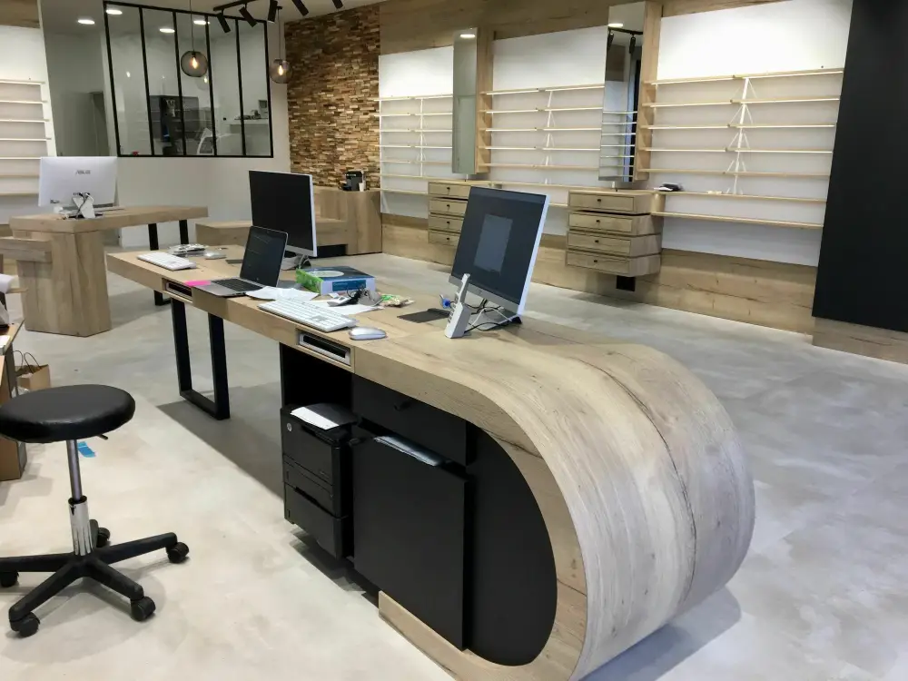 L'Opticien