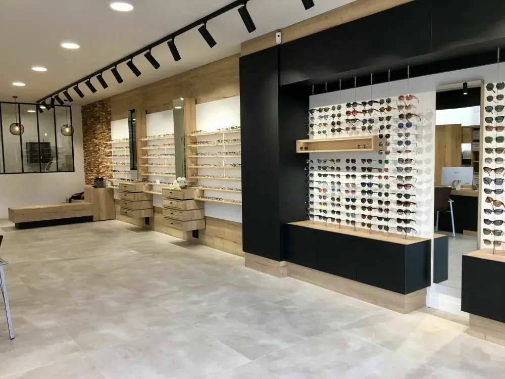 L'Opticien